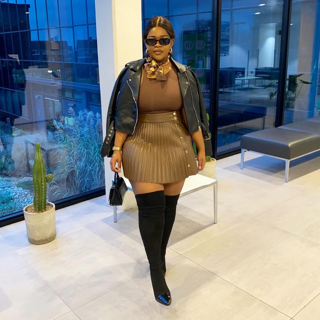 10 Stylish Off-Duty Weekend Looks From Curvy Zimbabwean Influencer ...