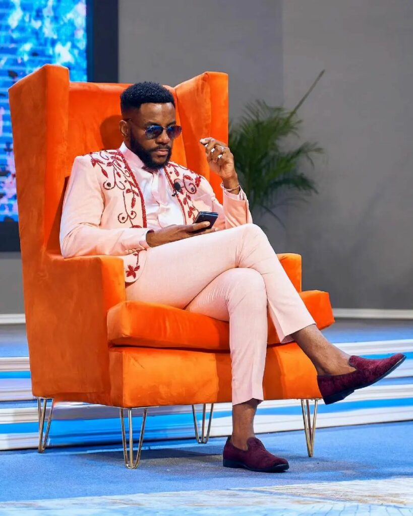 #BBNaija Level Up Reunion Show: Ebuka Obi-Uchendu Rocks A Custom ...